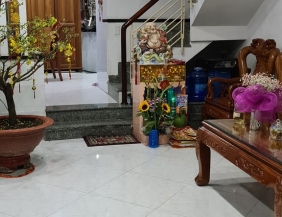 Bán nhà 1 xẹt Huỳnh Văn Gấm - 1 triệt 2 lầu - 5.2x10.4m 5.2 tỷ