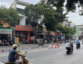 Bán nhà MT Nguyễn Sơn - 1 triệt 1 lầu - 5.5x19m - 21.5 tỷ
