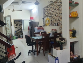 Bán nhà 1 xẹt Trần Văn Ơn - 1 trệt 1 lầu - 4.2x14m - 5.4 tỷ