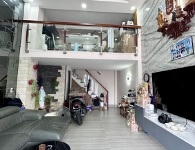 Bán nhà MT Nguyễn Sơn - 1 trệt 2 lầu - 4x6.5m - 9.5 tỷ