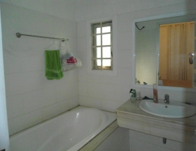 Bán nhà HXH Nguyễn Sơn - 1 trệt 1 lầu - 3.8x14.2m - 5.8 tỷ