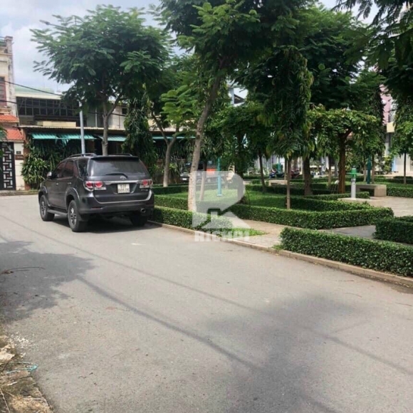 Bán đất HXH Kênh Tân Hoá - Đất trống - 4x16m - 6.99 tỷ