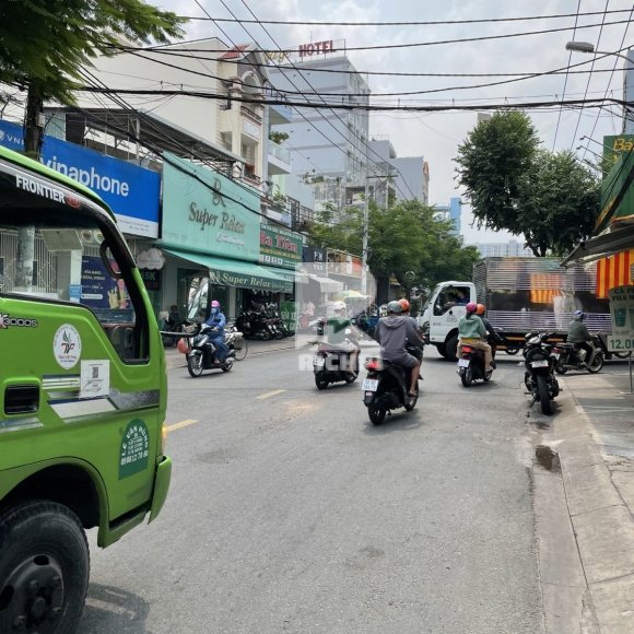 Bán nhà MT Thạch Lam - 1 triệt 2 lầu - 4.45x14.30m - 11.5 tỷ