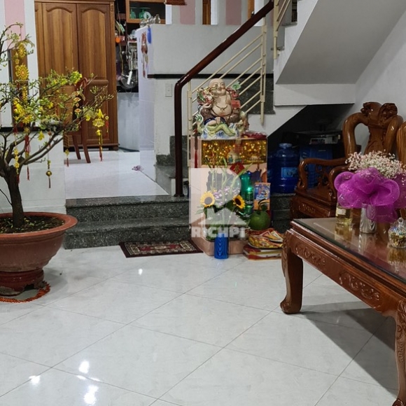 Bán nhà 1 xẹt Huỳnh Văn Gấm - 1 triệt 2 lầu - 5.2x10.4m 5.2 tỷ