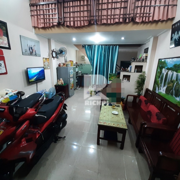 Bán nhà 2 xẹt Trần Văn Ơn - 1 triệt 1 lửng - 4x7.37m - 3.65 tỷ