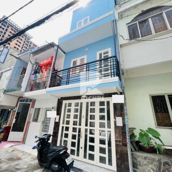 Bán nhà HXH Trịnh Đình Trọng - 1 trệt 2 lầu - 3.38x5m - 3.4 tỷ