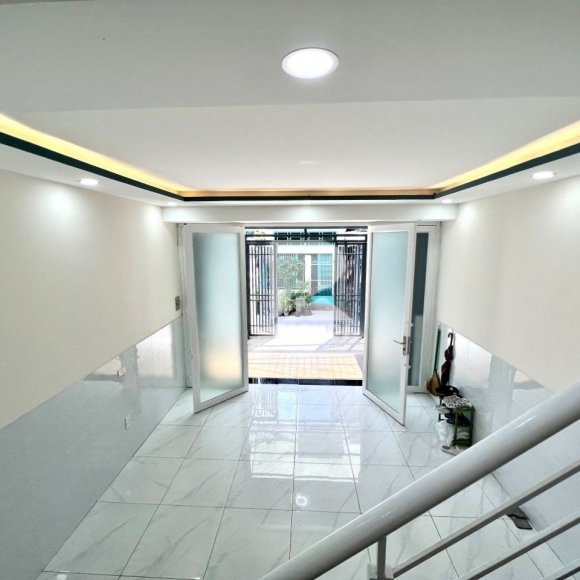 Bán nhà 1 xẹt Kênh 19/5 - 1 trệt 1 lầu - 4.05x15.20m - 6 tỷ