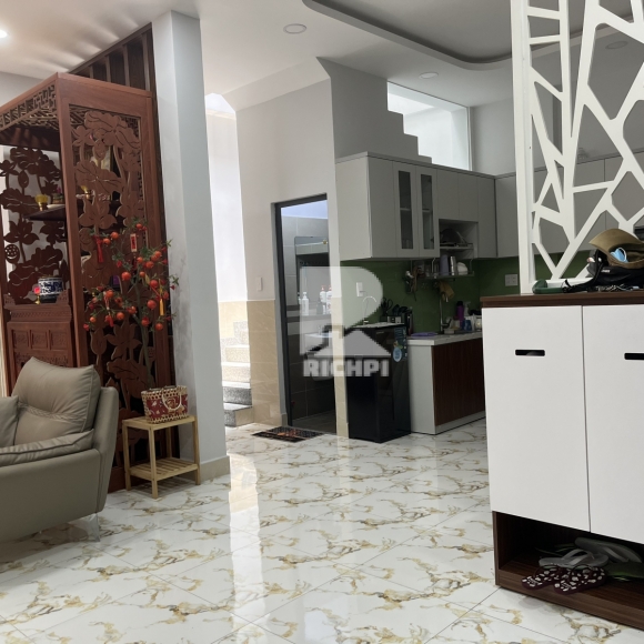 Bán nhà 1 xẹt Lê Thúc Hoạch - 1 trệt 1 lầu - 8.1x6.15m - 4.8 tỷ