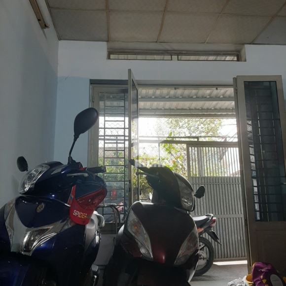 Bán nhà 1 xẹt Thạch Lam - 1 trệt 1 lửng - 4x15m - 3.8 tỷ