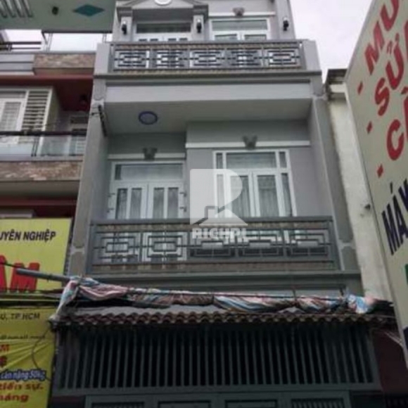 Bán nhà HXH Dương Đức Hiền - 1 trệt 2 lầu - 4x15m - 8 tỷ