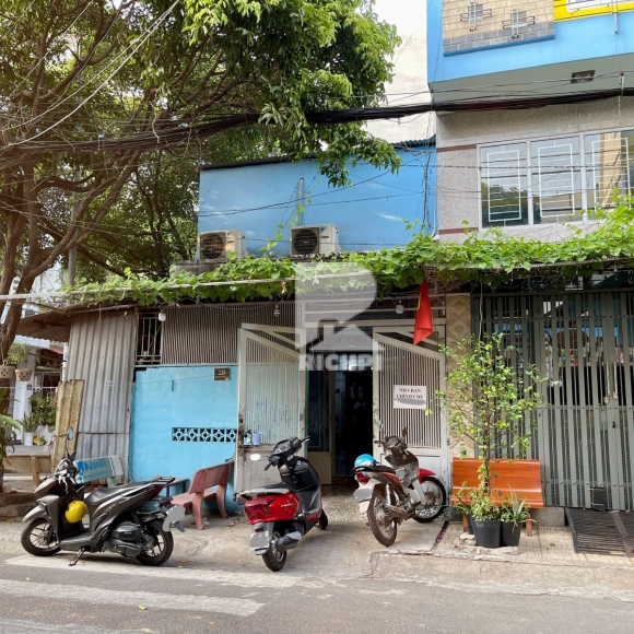 Bán nhà MT Nguyễn Trường Tộ - 1 trệt 1 lửng - 4.3x14m - 10.3 tỷ