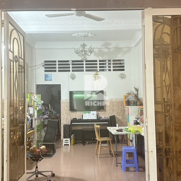 Bán nhà MT Nguyễn Ngọc Nhựt - 1 trệt 2 lầu - 4x19.4m - 10.2 tỷ