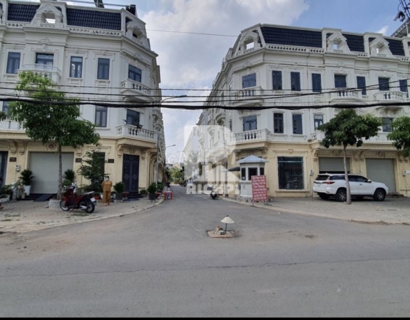 Bán đất HXH Nguyễn Văn Yến - Đất trống - 4x15m