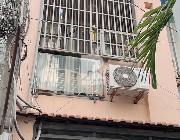 Bán nhà 1 xẹt Lê Đình Thám - 1 trệt 2 lầu - 3x16m - 4.43 tỷ
