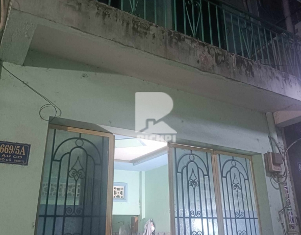 Bán nhà 1 xẹt Âu Cơ - 1 trệt 1 lầu - 4x7.1m - 3.75 tỷ